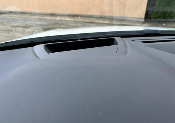 Volvo V60 cena 111900 przebieg: 113315, rok produkcji 2019 z Buk małe 154